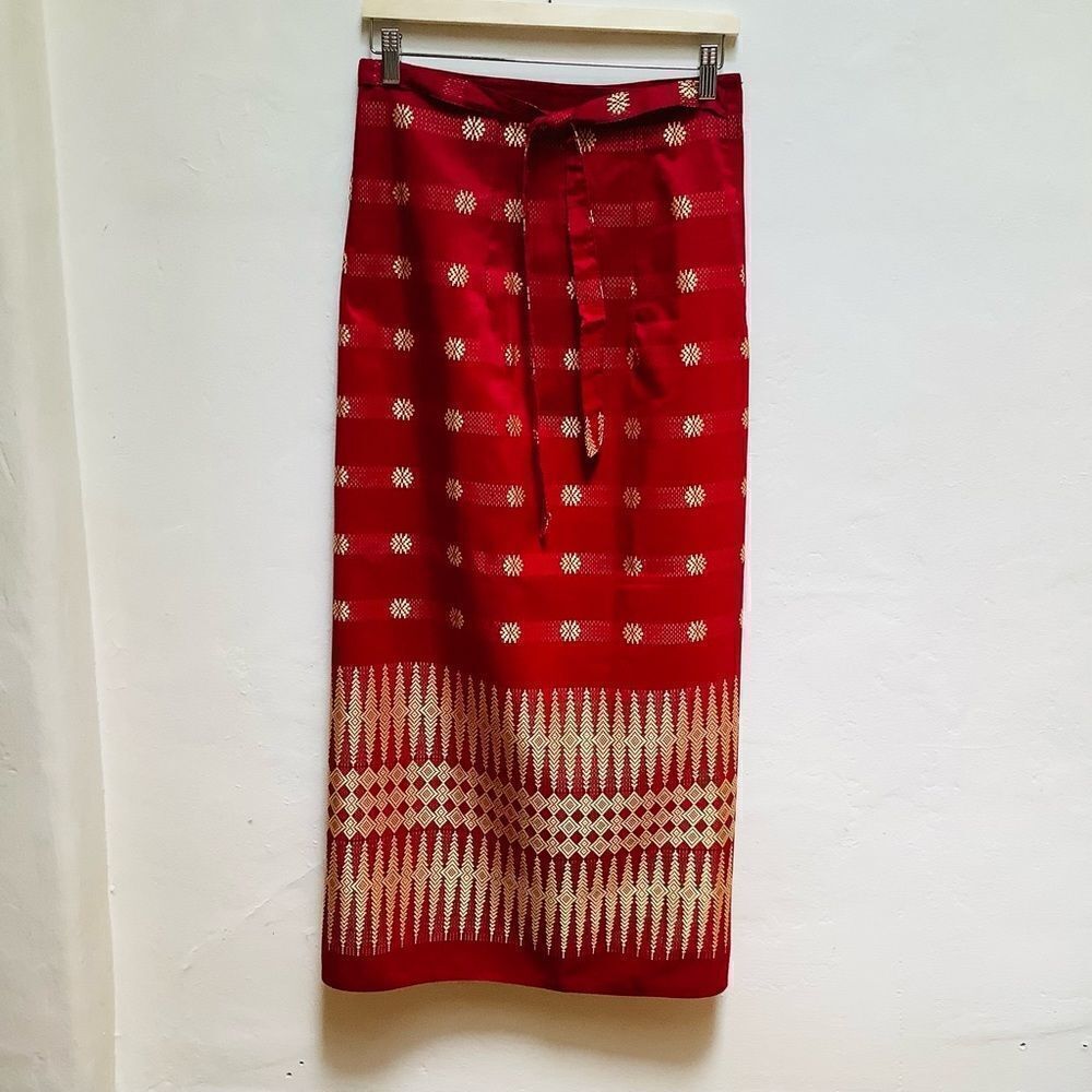 SILK WRAP SKIRT NWOT HANDMADE in PHUKET THAILAND ADJUSTABLE WAIST
